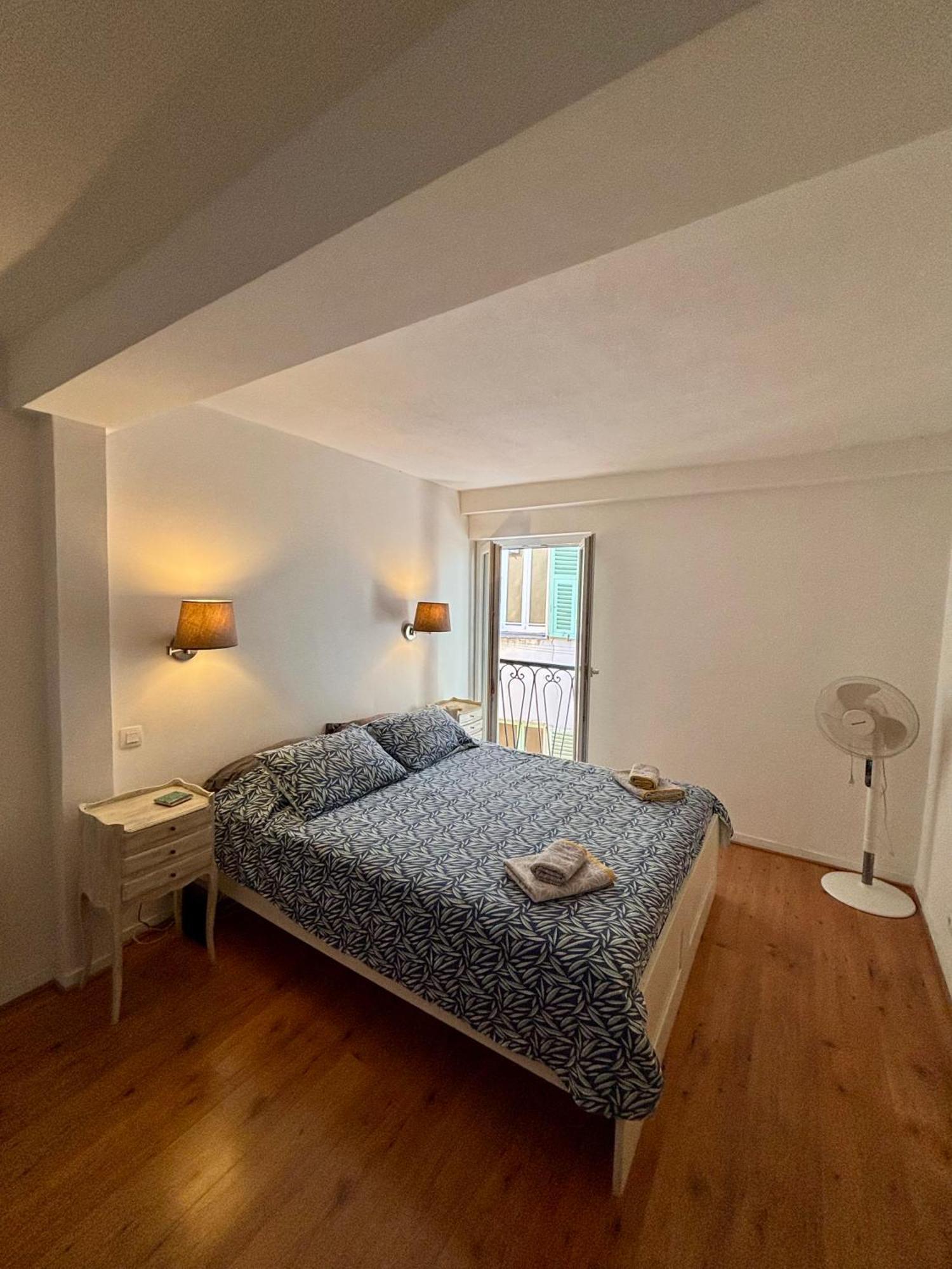 Rue Neuve Appartement Nice Buitenkant foto